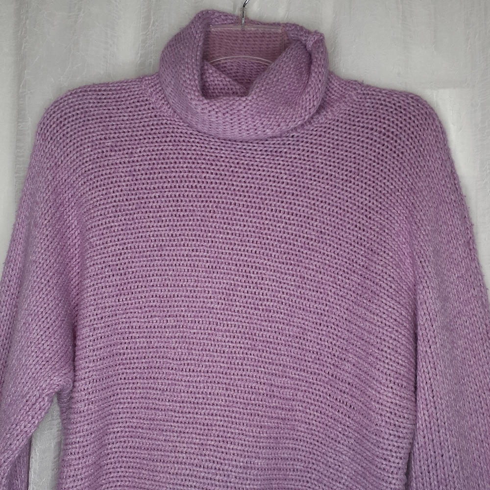 Ralph Lauren Women’s Pink Cowl Neck Cable Knit Sweater‎ size medium
